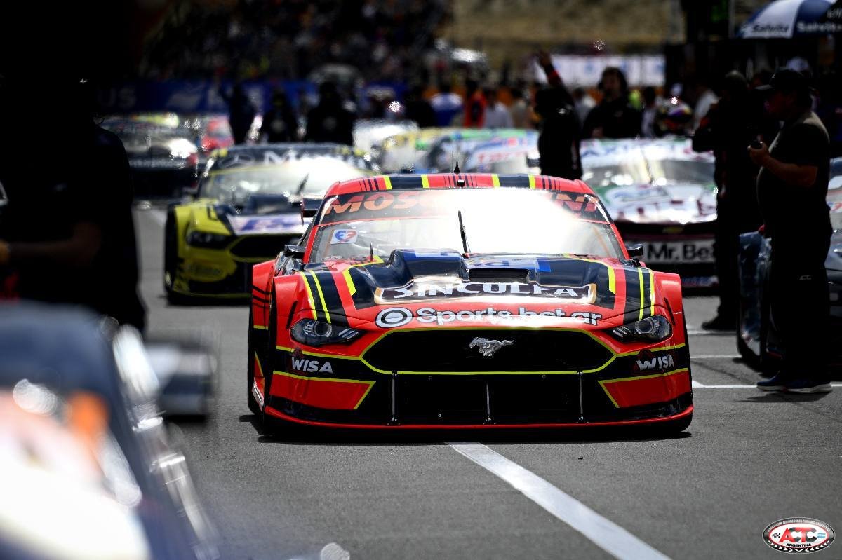 Bandera a datos tweet media