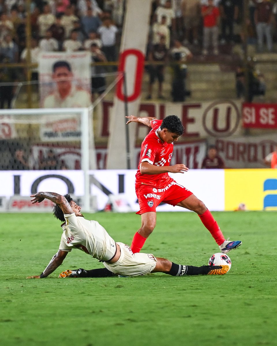 Universitario's tweet image. 𝗣𝗲𝗹𝗲𝗮𝗿 𝗰𝗮𝗱𝗮 𝗽𝗲𝗹𝗼𝘁𝗮 𝗰𝗼𝗺𝗼 𝘀𝗶 𝗳𝘂𝗲𝗿𝗮 𝗹𝗮 𝘂́𝗹𝘁𝗶𝗺𝗮 💪

𝗘𝘀𝗼 𝗲𝘀 𝘀𝗲𝗿 𝗱𝗲 𝗹𝗮 Ⓤ 🫡

#UnaHistoriaDeGrandeza