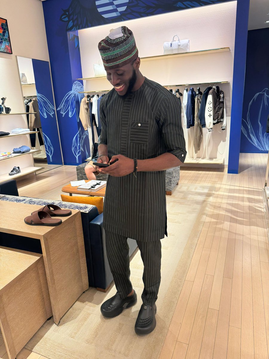 Random unaware shots >>>>>>