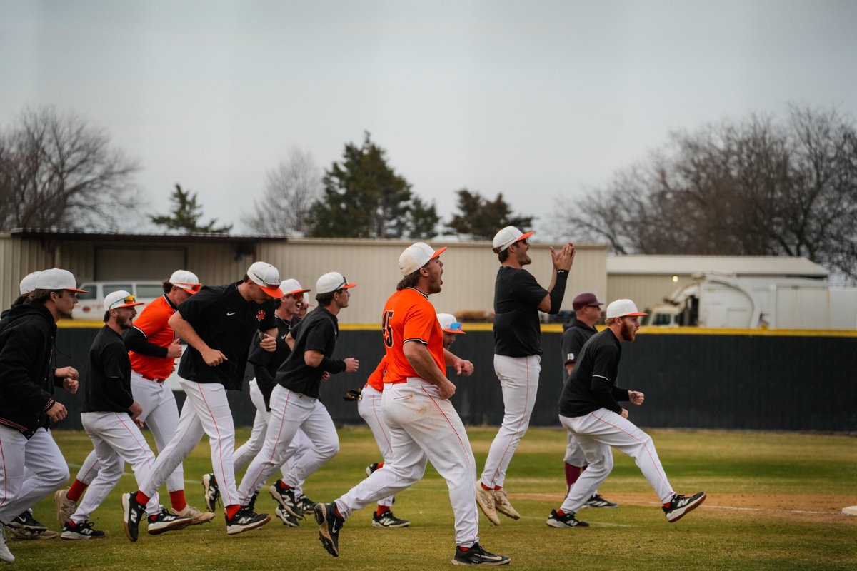 ECUTigers's tweet photo. Still not over Baseball’s GAC Opening Weekend sweep over Henderson State🧹🔥⚾️

📰https://t.co/SS9Tg9GS4q

#GoTigers https://t.co/IDoVUEG2Lw