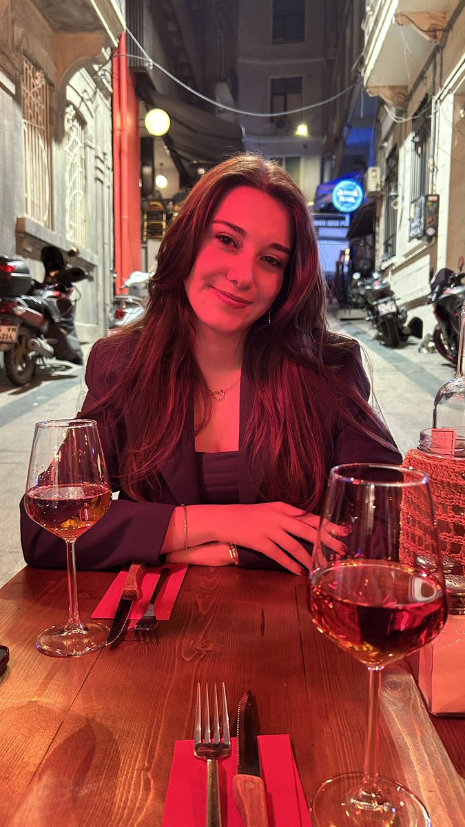 Bartu (@bartueren1907) on Twitter photo 