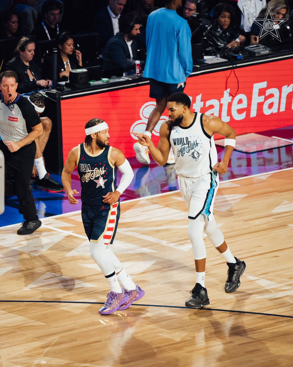 just two knicks all-stars doing what they love 🤩