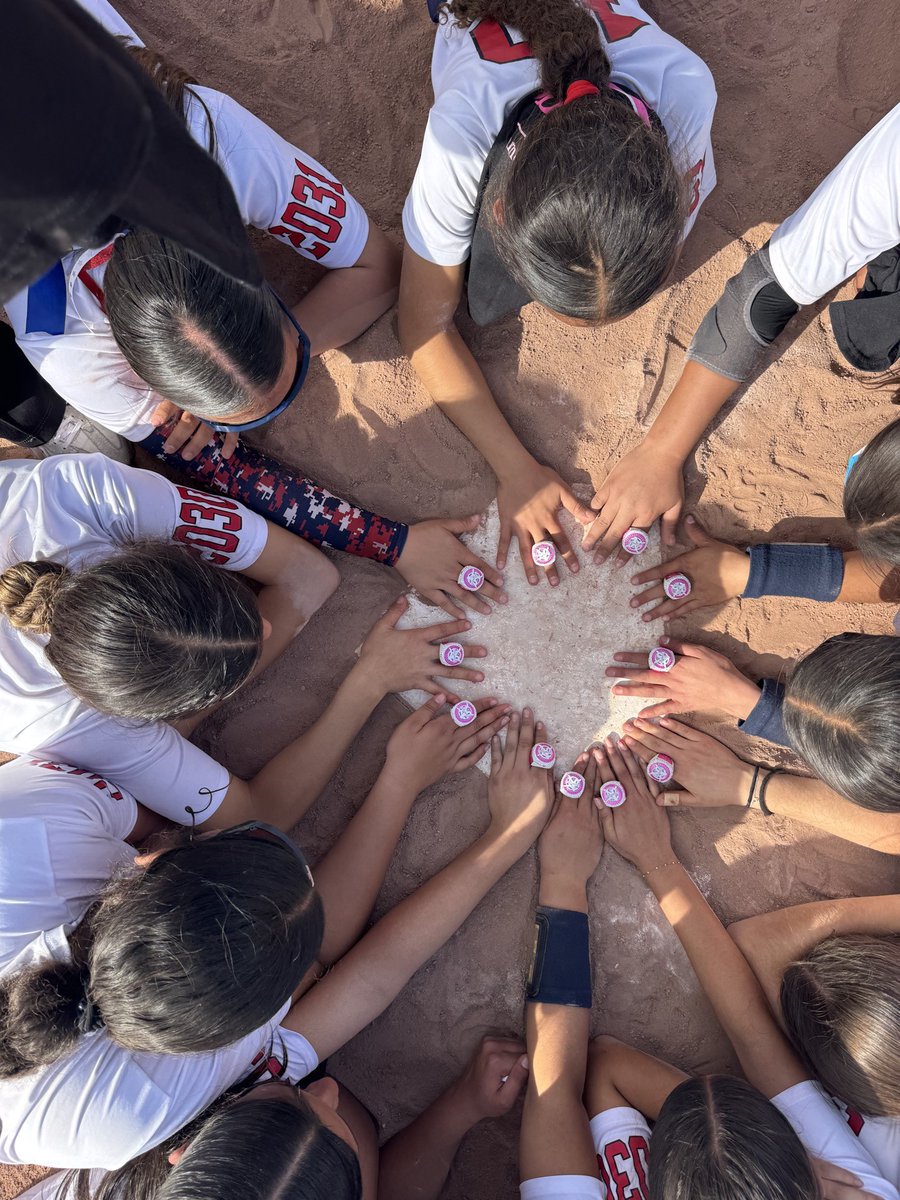 TXLadyRangers's tweet photo. We are so very proud of our Lady Rangers outstanding performance at the Love at First Swing tourney! They remained undefeated to finish champions! Great job, Alana Rodarte (2031/ P/UTL), on hitting your 1st 💣! @Arisanabria93 https://t.co/YfWlD1zsrT