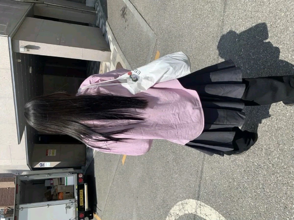 binzipi's tweet photo. 봄 코디 구경•• https://t.co/tM6JeY3y3N
