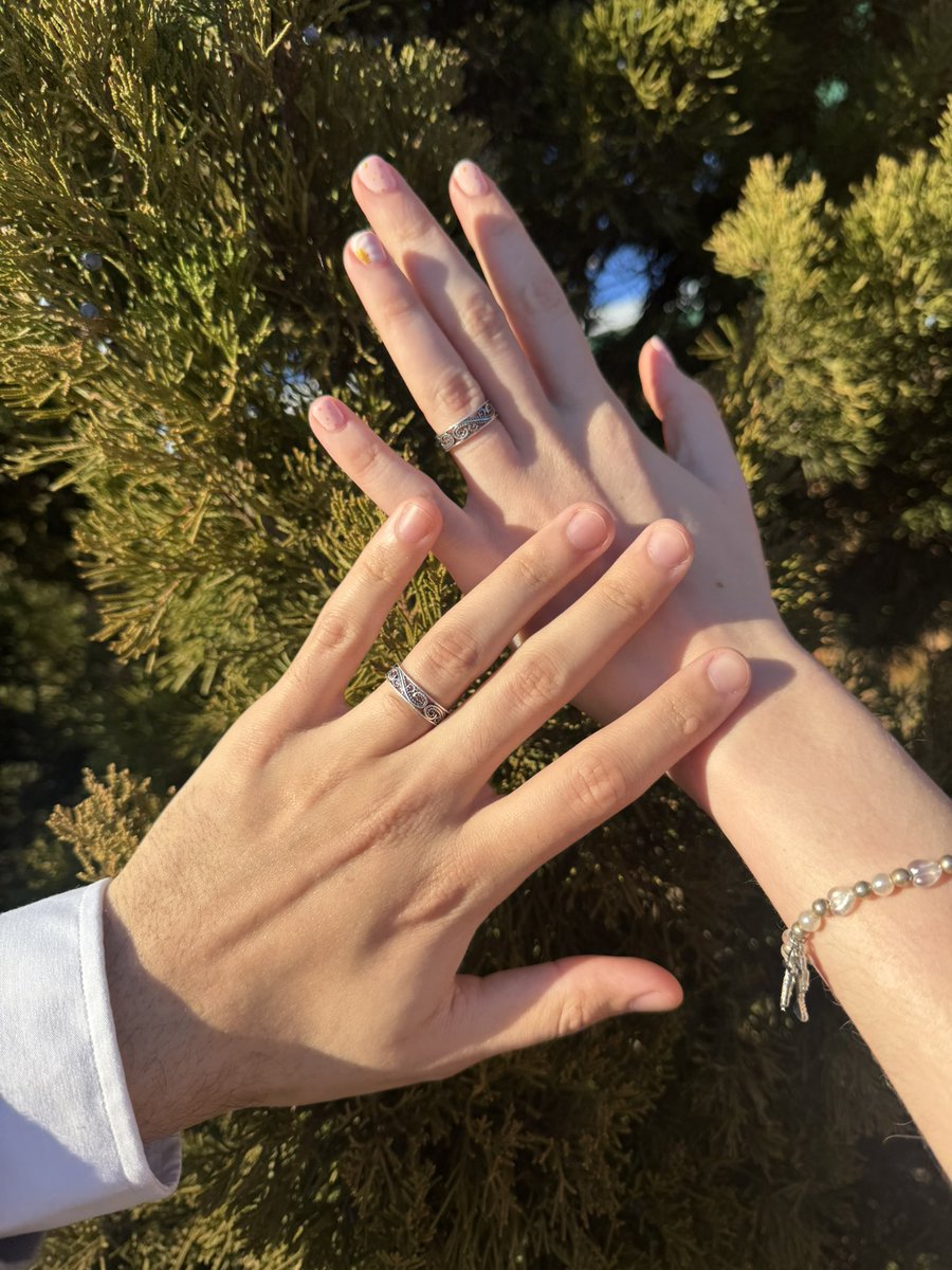 I got married today.