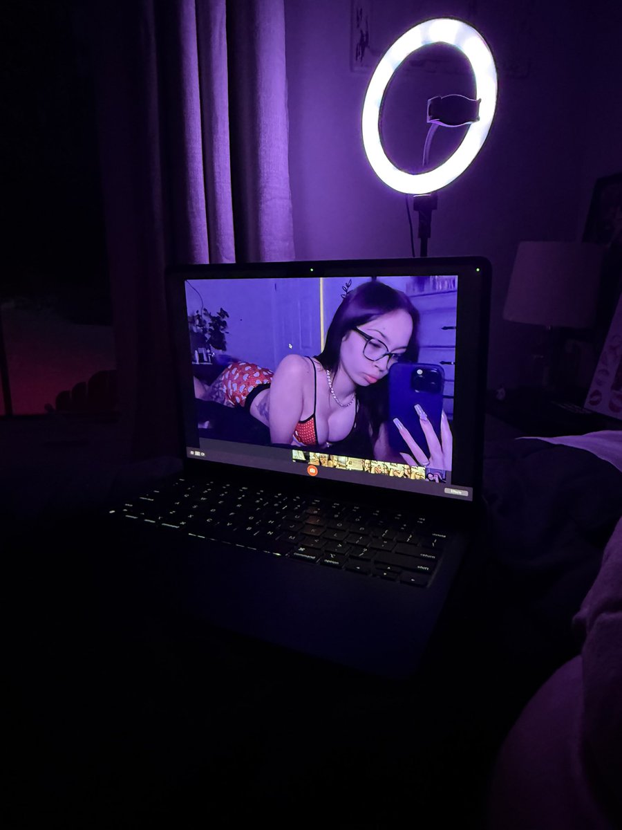 kylie tweet media