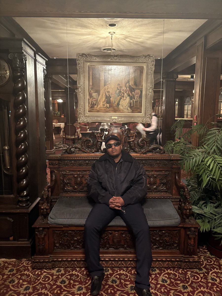 MONSIEURBORING's tweet photo. 🅱️ack soon https://t.co/FeLtToFLOD