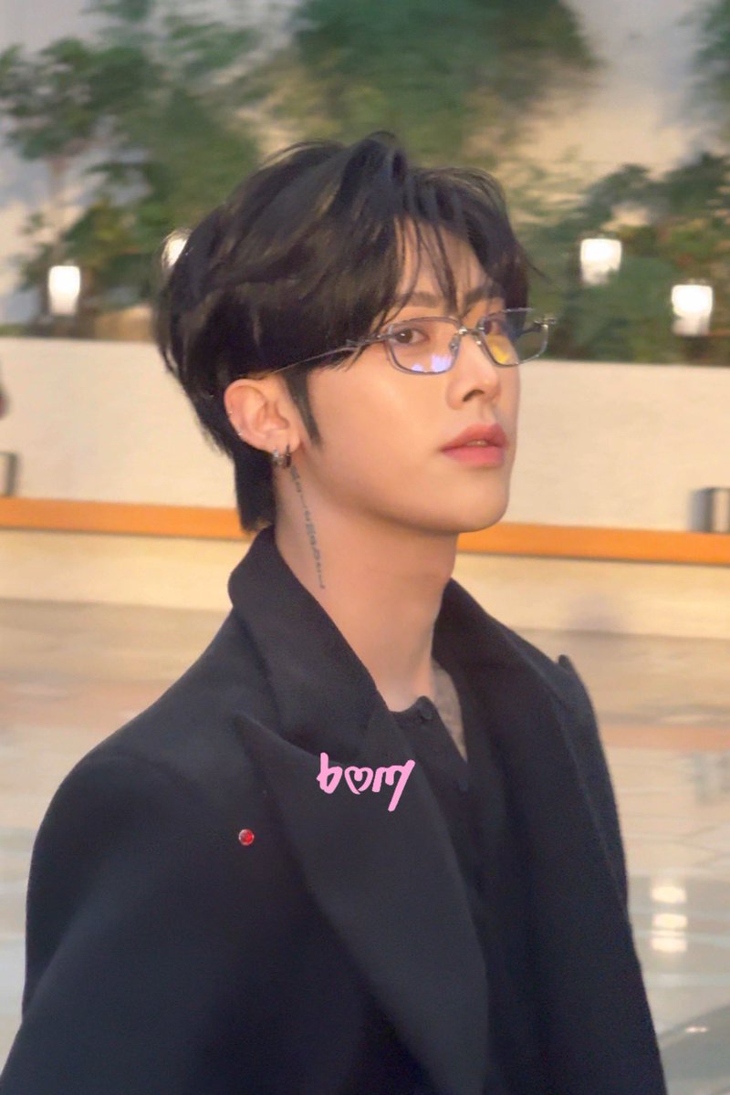 he’s so so so stunning