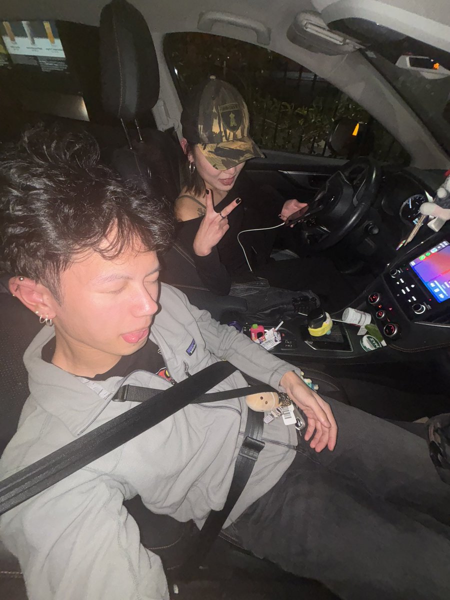 jett tweet media