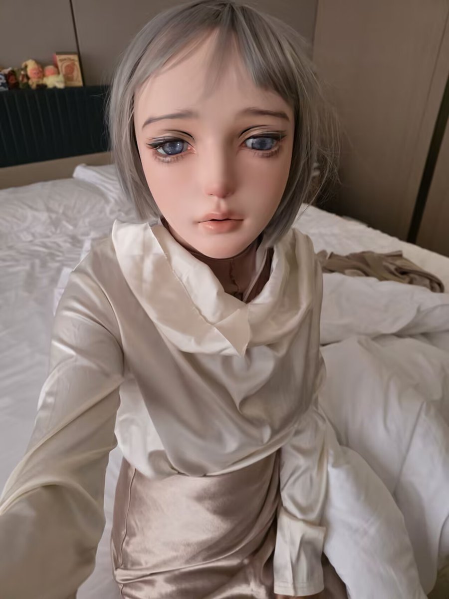 CopperQueen (薇薇) tweet media