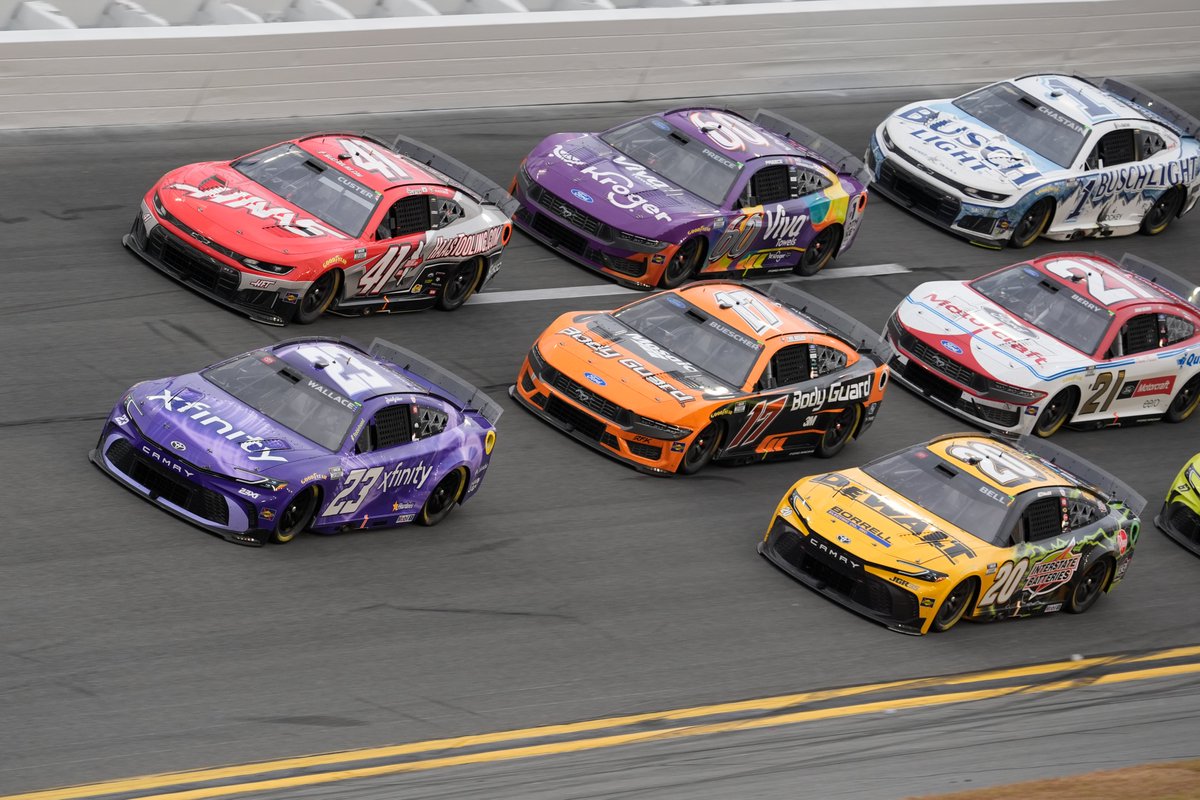 A few notes on the 2026 Daytona 500

- 25 leaders (new record)
- 65 lead changes (2nd most all-time)
- 5 cautions (tied for fewest since 2005)
- 37 of 41 cars involved in an accident
- 15th last lap pass in the Daytona 500