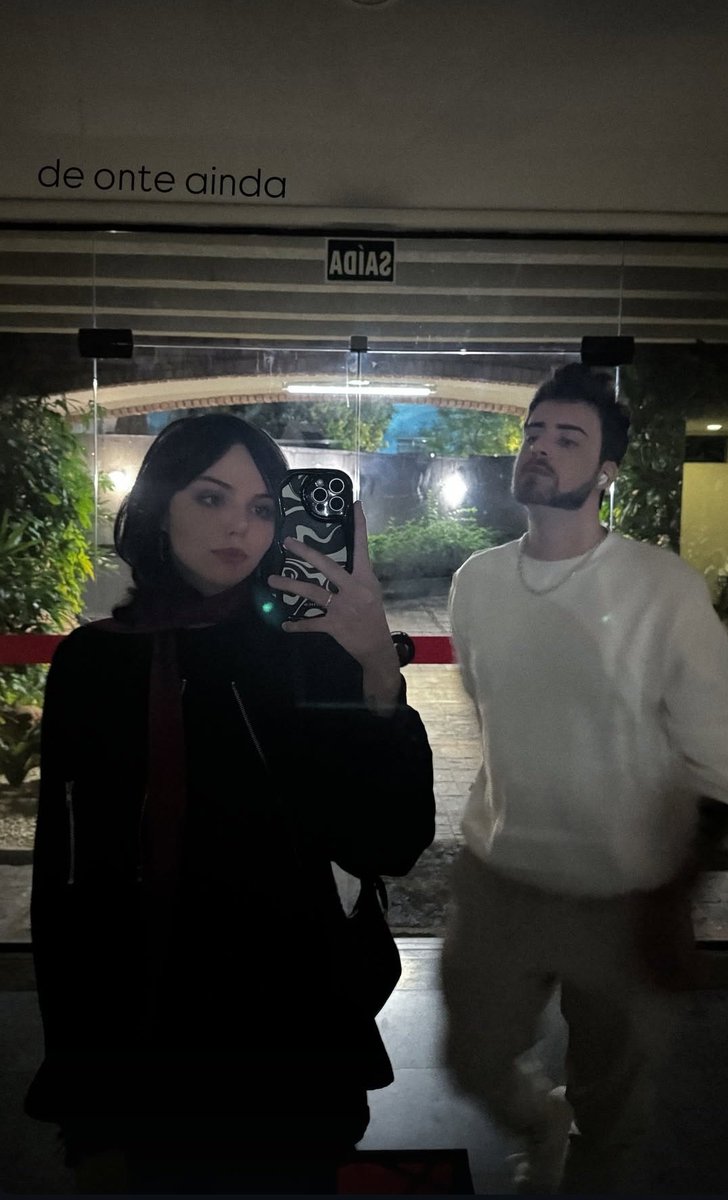 LunariExp's tweet photo. @lehnnaz Nem parece o mesmo Cellbit do ano passado. https://t.co/hWEoaIwrd2