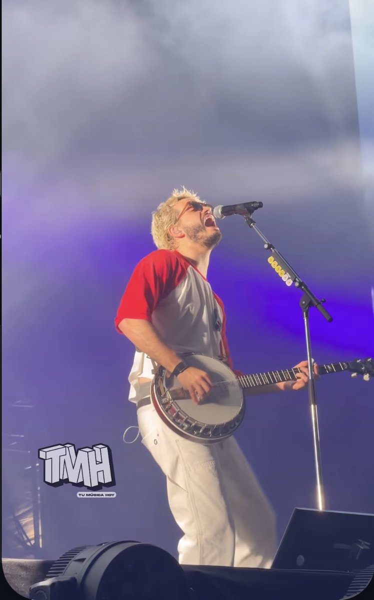 el es troy bolton?💜