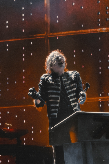 ray_of_sun5hin3's tweet photo. oughhh their smileee!! they're so happy!!! :D i might cryyy #MCRMEXICO 

from gioisnotcool on insta! https://t.co/0rwQ5Dl39u