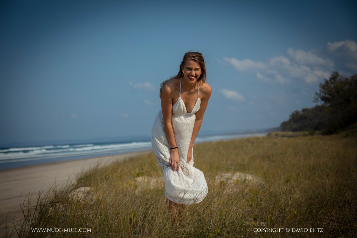 NudeMuse Magazine tweet media