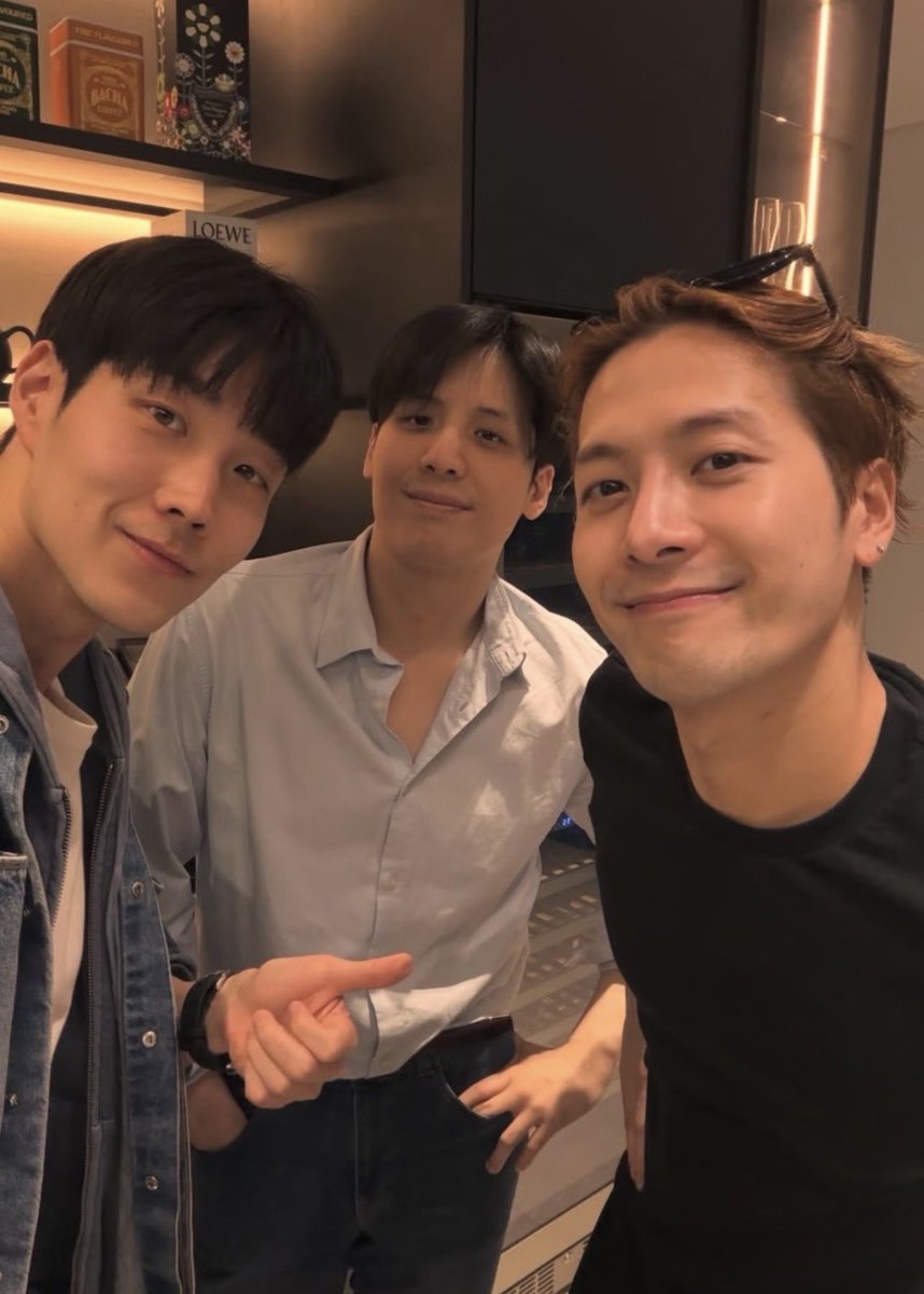 น่าร้ากกกกกกกกกกก 💗
#JacksonWang
