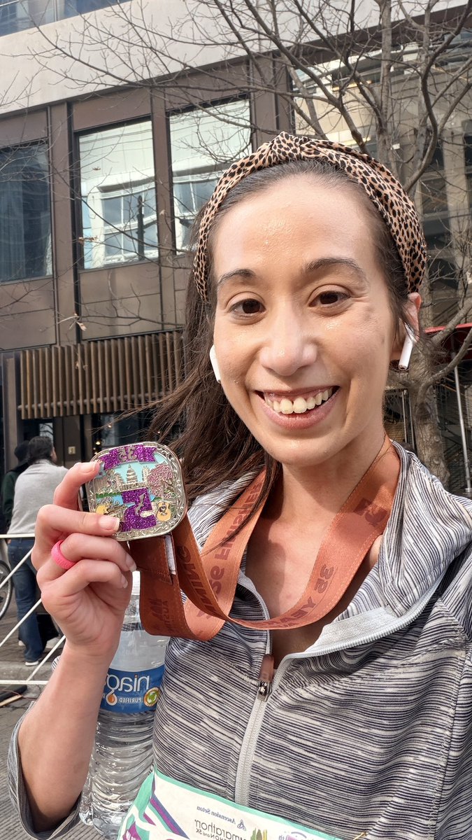 I did it!!! I finished my 5K in exactly 40 minutes! 12 weeks post op robotic myomectomy surgery 🎉🙏🏽💕🏃🏽‍♀️