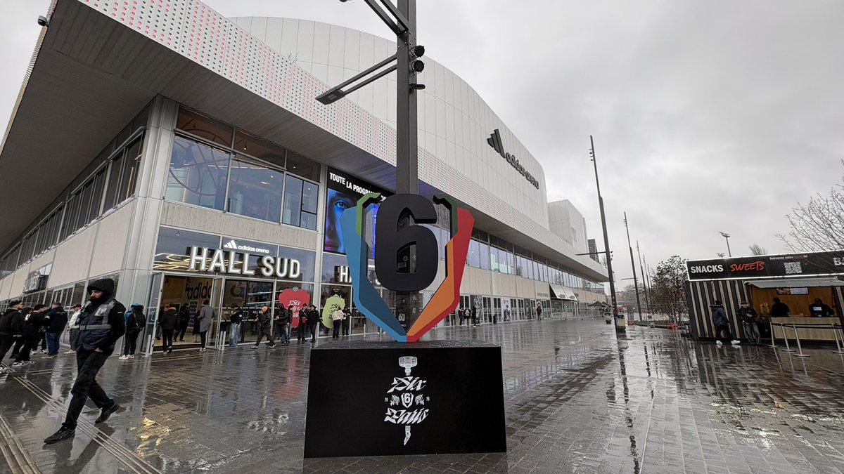 Six Invitational 2026が終了！

今回、初めて海外の大会に参加して、Six Invitationalという大舞台で優勝するチームを目の前で見れたこと、一生の思い出になりました。

そして、R6 Majorの日本開催。多くの方が開催に尽力してくださったと思います。本当にありがとうございます。