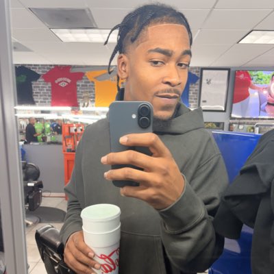 teezy 7 tweet media