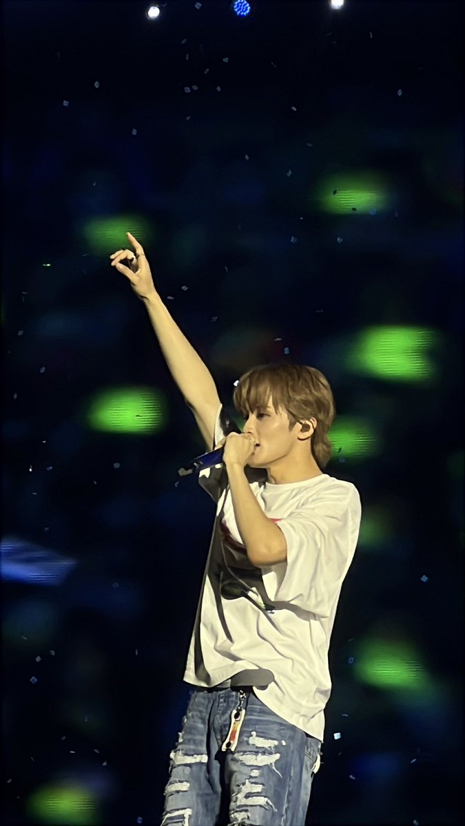 thursdaesup's tweet photo. คิดถึงม้าค ชั้นจะรีบตั้งใจเรียนให้จบแล้วกลัาไทยไวๆ อยู่นี่ไม่ค่อยมีคอนเคป๊อปเลย ชั้นห่อเหี่ยวเกินไปแระ ㅠㅡㅠ https://t.co/rQT0UvdMrj