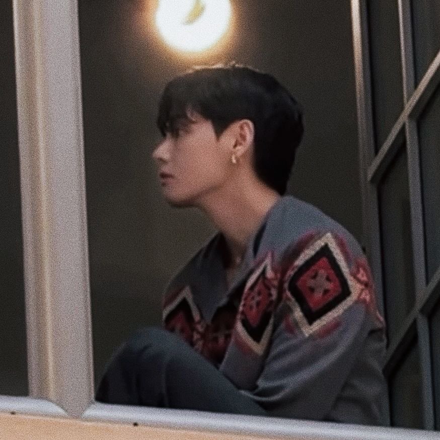 sklboykiu's tweet photo. dawg i was so grumpy and upset last night going into this morning and then i ate something and the world is back to rainbows and unicorns wat da hel anyway Good Morning make sure you Eat Something because obviously it changed My Life so it might change Yours #Qfacts #lowkhangry https://t.co/Mn9n5fvnvy