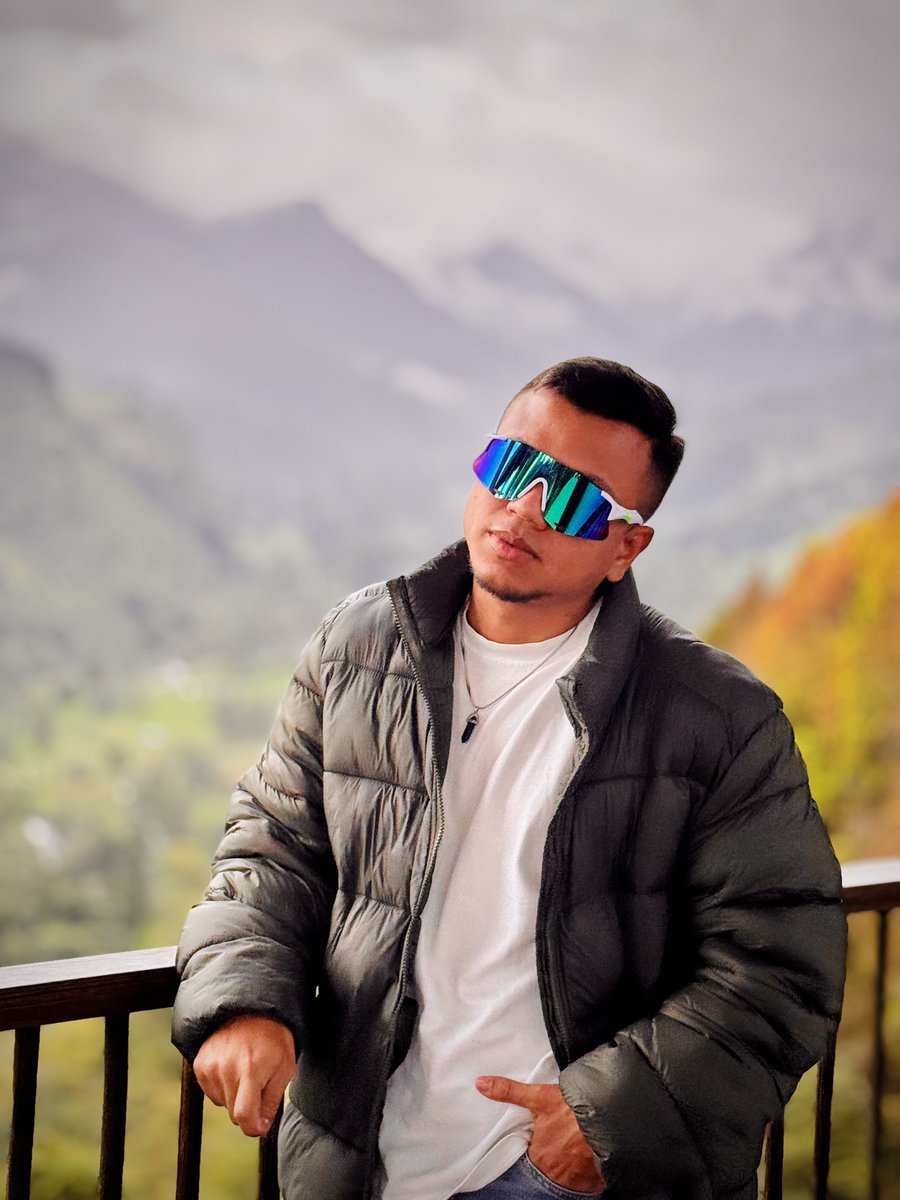 Callmejesu's tweet photo. Lo feliz que fui 🫶🏽 https://t.co/F4VysG5BFl