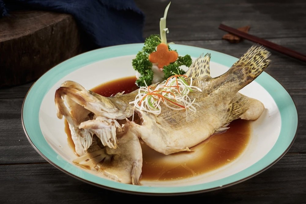 This_is_Chizhou's tweet photo. Fish for the Spring Festival means surplus year after year.
Chizhou is known as China’s Hometown of Mandarin Fish.
Its stinky mandarin fish is a must-have for New Year’s Eve dinner.#SpringFestivalGifts #IntangibleCulturalHeritageGifts #ShaanxiTreasures #ChineseNewYear #China https://t.co/HkXoskaOCW