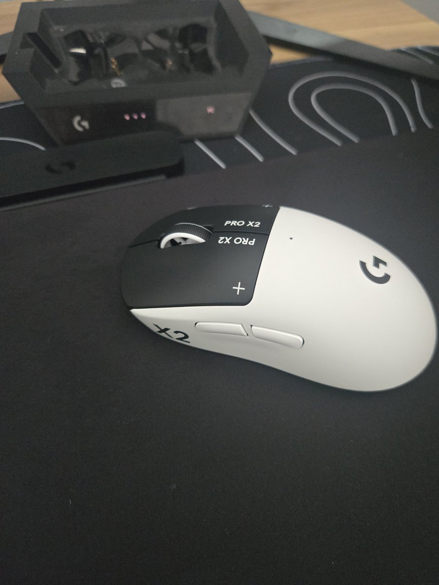 nemsysis's tweet photo. Meet the PRO X2 SUPERSTRIKE from Logitech G - my new go-to mouse for any competitive games! 

Why it’s different:
• Haptic Inductive Trigger System
• HERO 2 sensor
+ So much more!!!
Who's copping one??

#ad #LogitechGPartner #PROX2SUPERSTRIKE @LogitechG https://t.co/RtVXHM2Ykp
