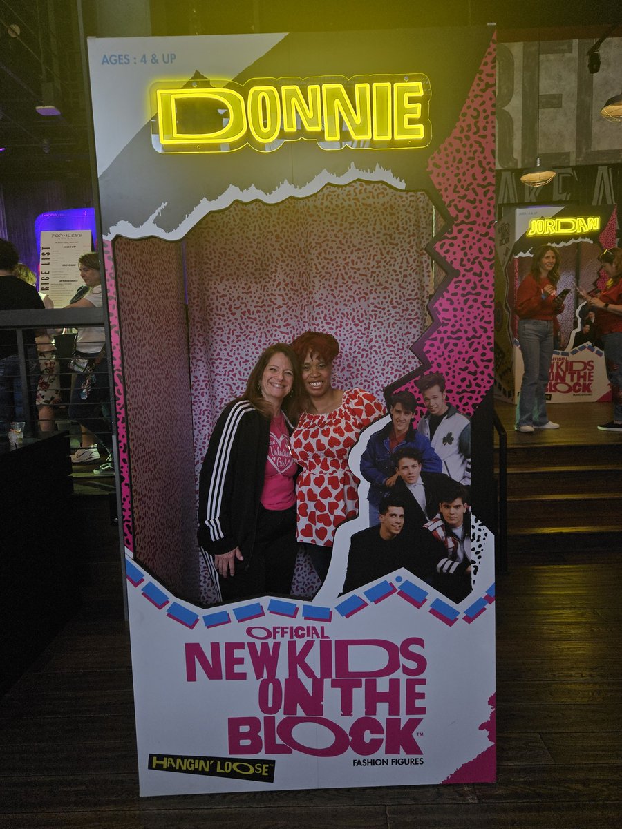 Elizabeth M. Grey tweet media