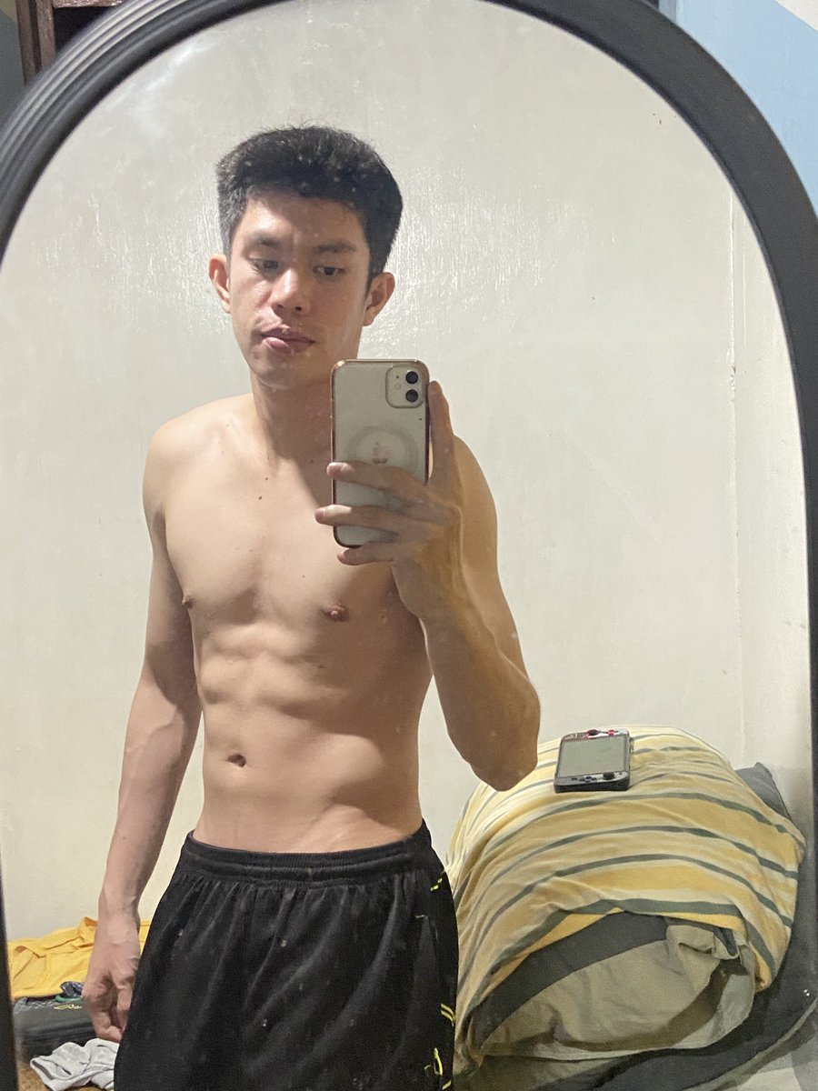 xrisych's tweet photo. What’s up???? https://t.co/6Qvxj0eUnU