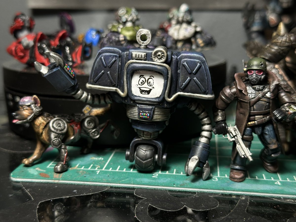 Brick Slop Fallout New Vegas Mega Bloks minifigures and Rex the cyber ...