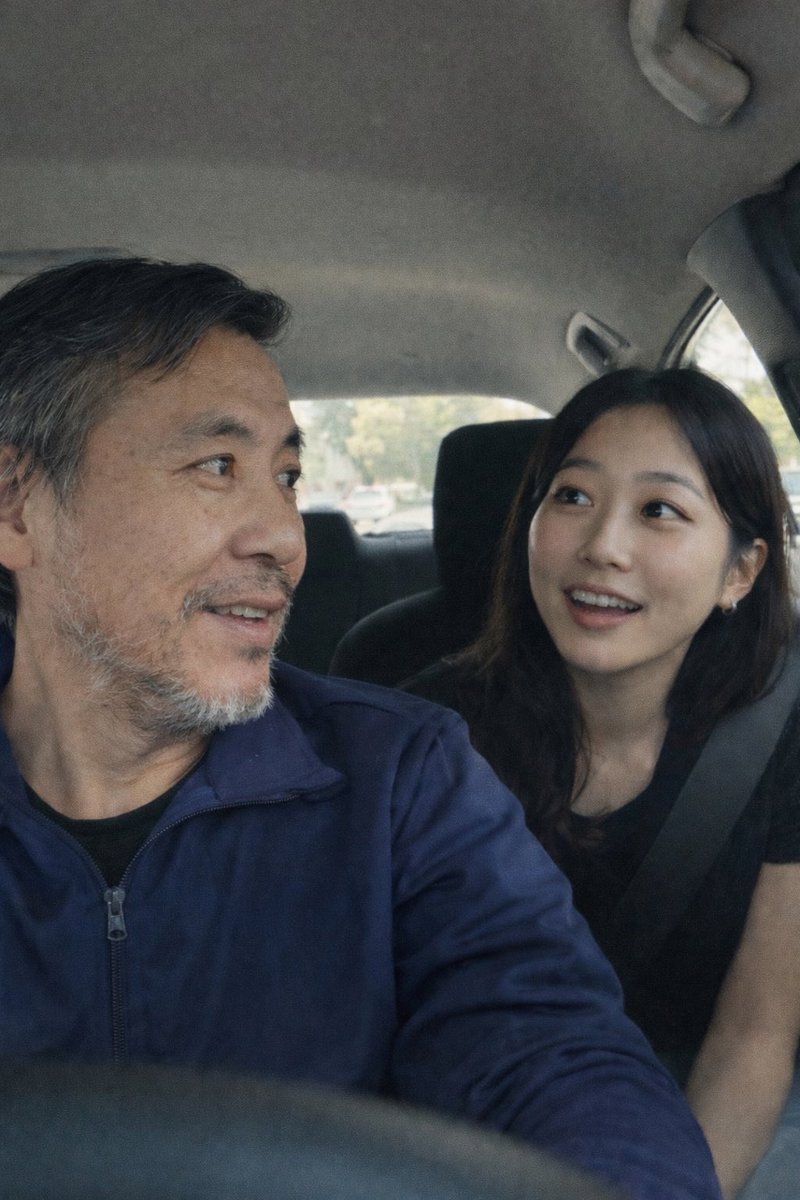 我每次拉到华人都特别开心，刚才拉了一位江南美女，很开朗健谈，我们俩聊了一路，她说真不理解很多华人为什么到了美国很多年身上一点美国文化的影子也没有，我听了这话有点窃喜，莫非小妹妹还要给我小费吗，美国文化中最有特色的就是这个了。（自我检讨一下，我真庸俗就知道钱。我就是这么个人。）