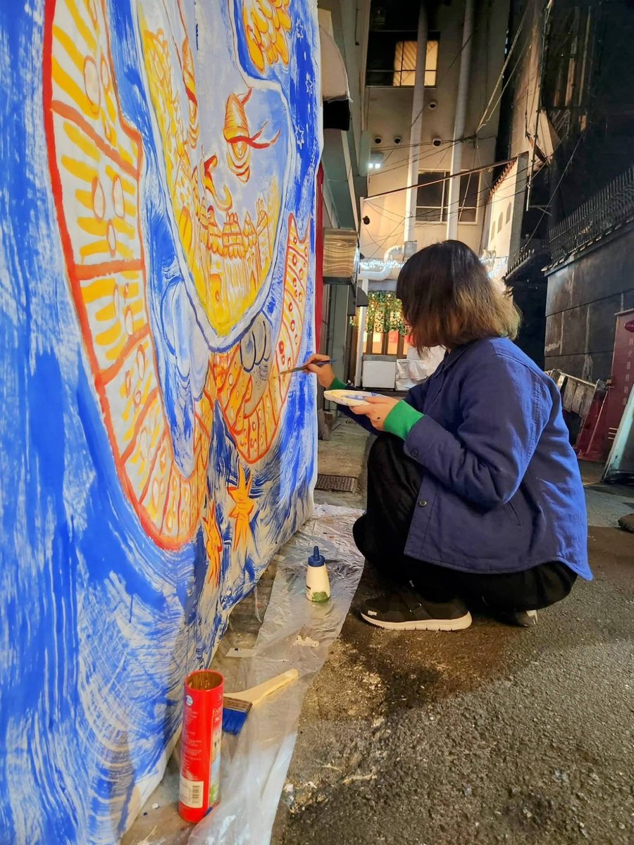 畳二畳分の大きな紙に描いていました。