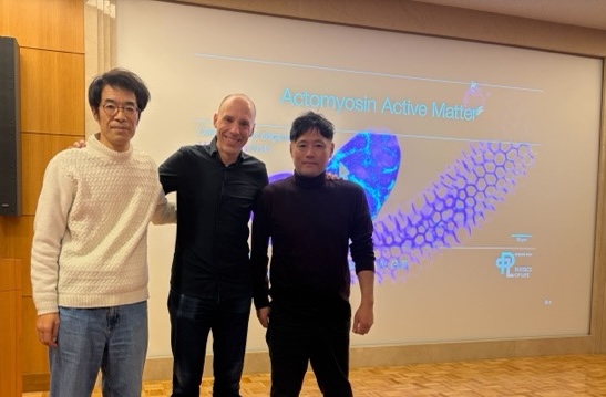 LabPHB's tweet photo. We hosted Prof. Stephan Grill (@StephanGrill; MPI-CBG Dresden, @mpicbg, @PoLDresden) for a BDR seminar (@BDR_RIKEN) on Feb 12, followed by a full day of discussions. Thank you, Stephan, for a fantastic talk! https://t.co/cDi8Amnew7