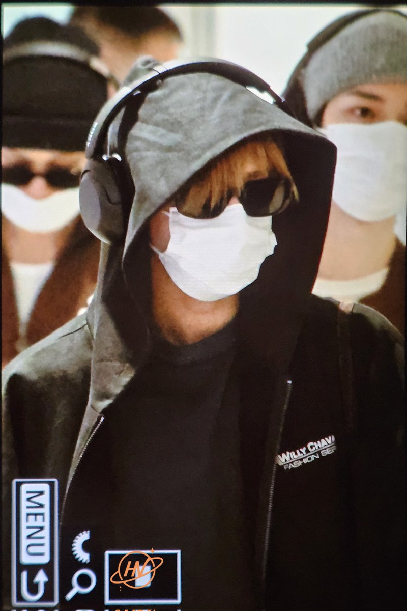 Hyuniverse tweet media