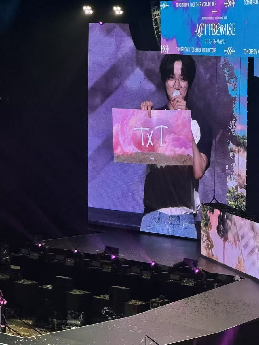 ✖️eE tweet media