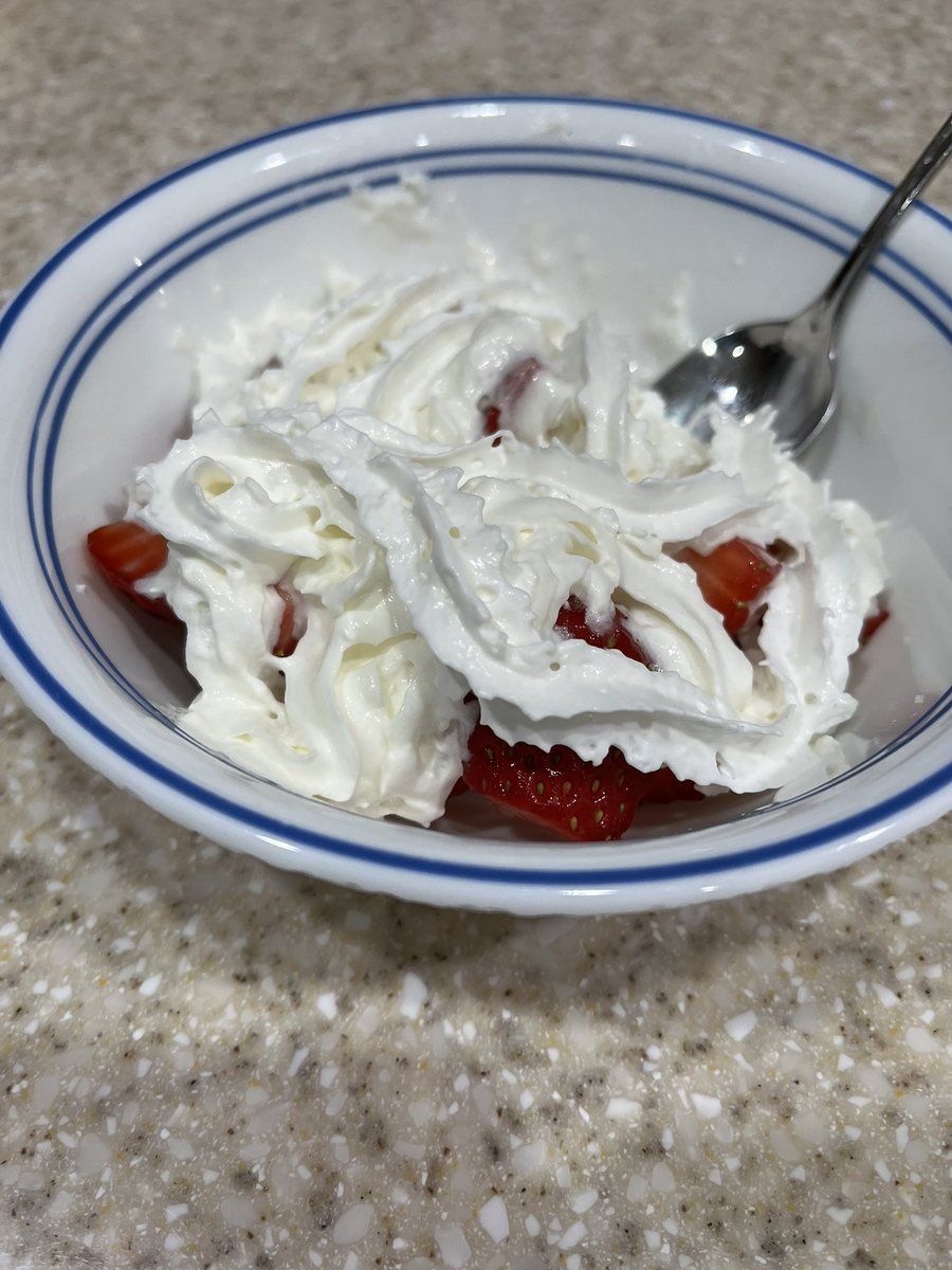 Katiebug tweet media