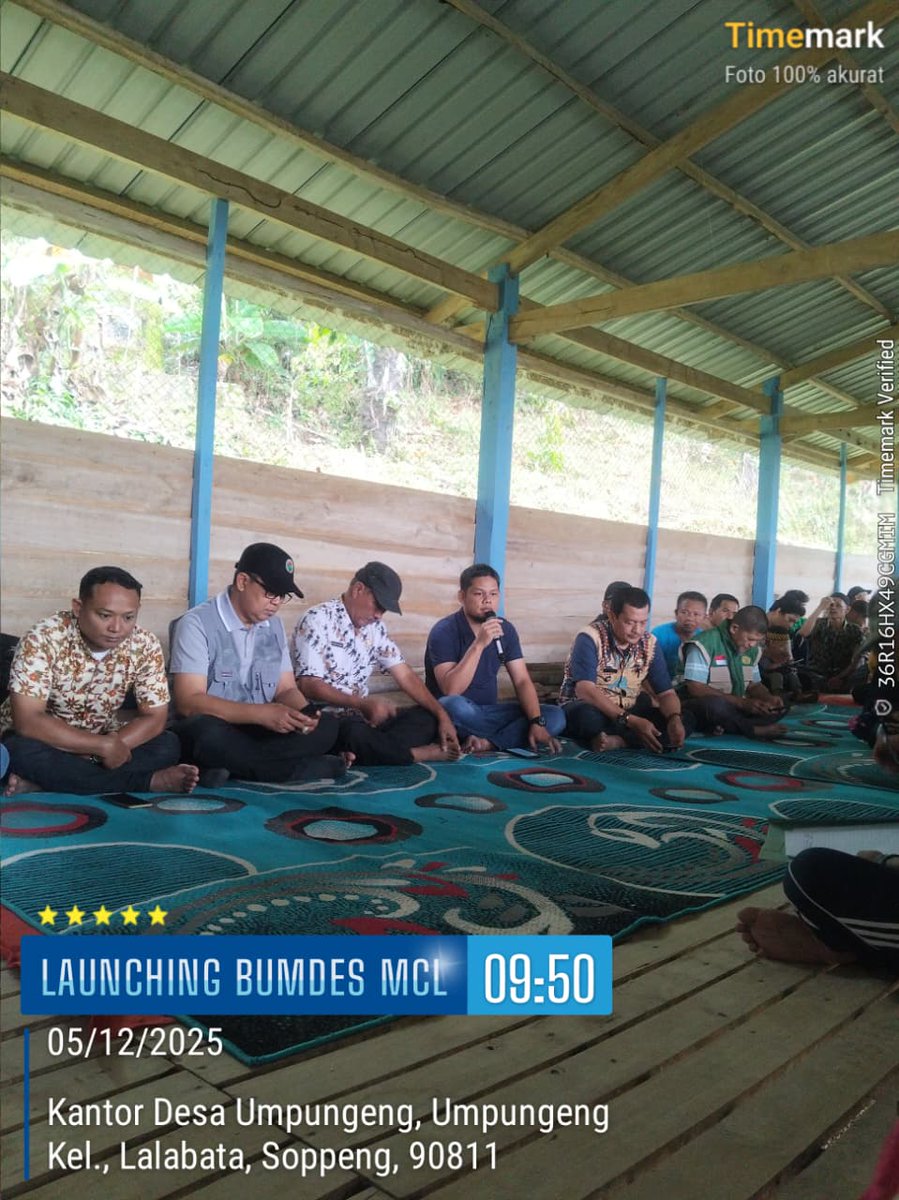 KUNJUNGAN MENTERI DESA: Peternakan terpadu di Karawang sebagai sistem integrasi yg menggabungkan usaha ternak dgn pertanian organik atau perikanan untuk efisiensi. 
<a href="/Yandri/">yandri muslim</a> Susanto 
<a href="/Sekretariat/">sekretariat</a> Kabinet RI 
@Bpsdm KemendesaPDT
#TPPKemendesaPDT
#BUMDESKetahananPangan
