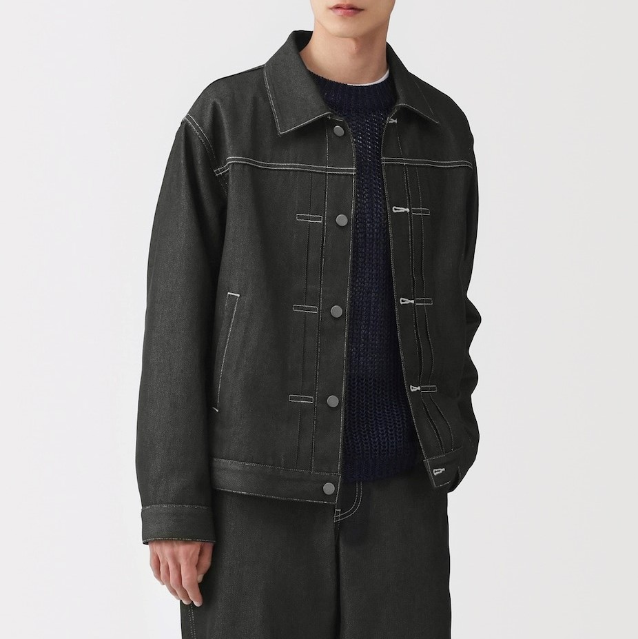 MUJI Labo』から、同素材でワークパンツも新登場。 セットアップでの