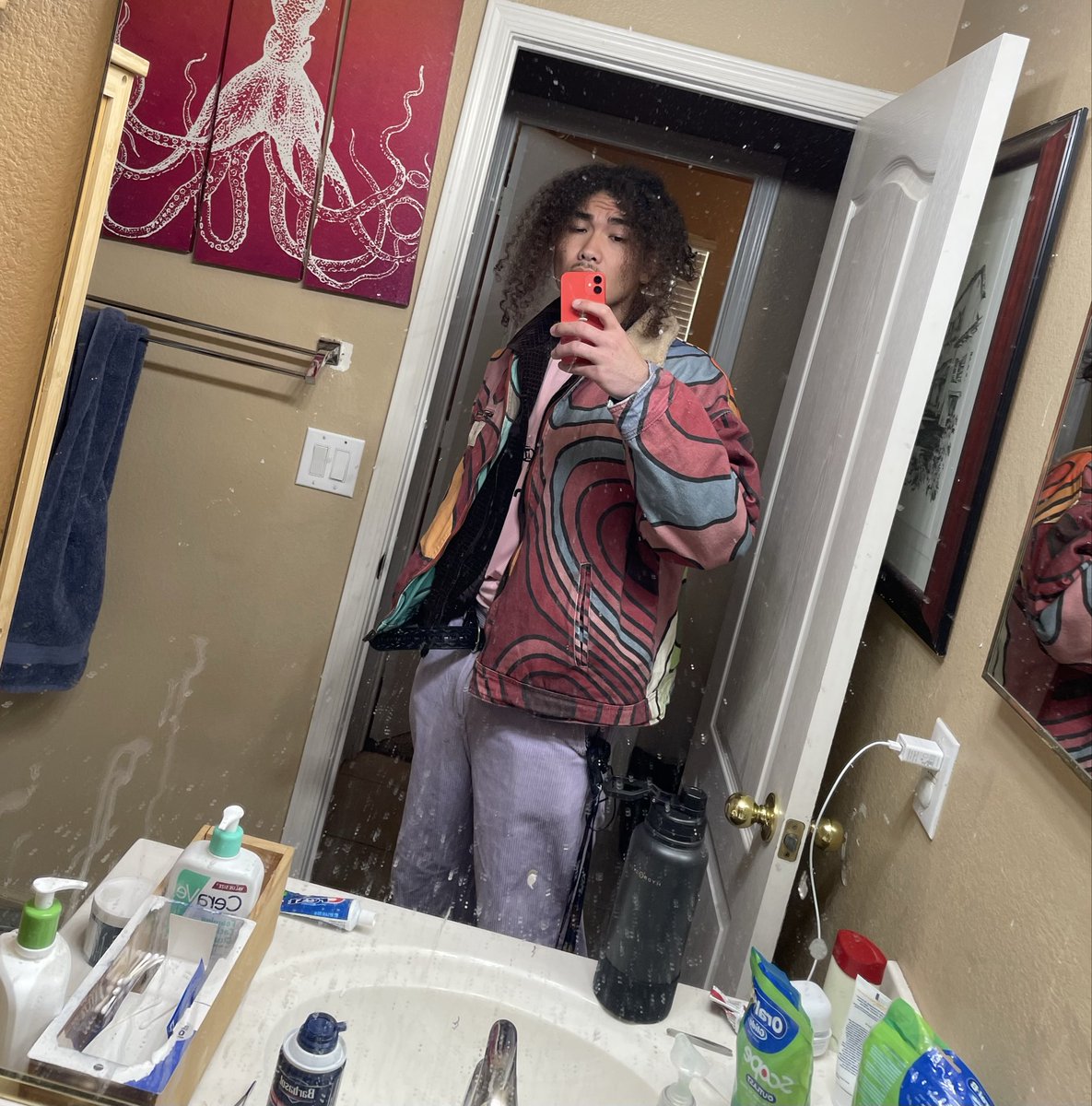 thechikuneater tweet media