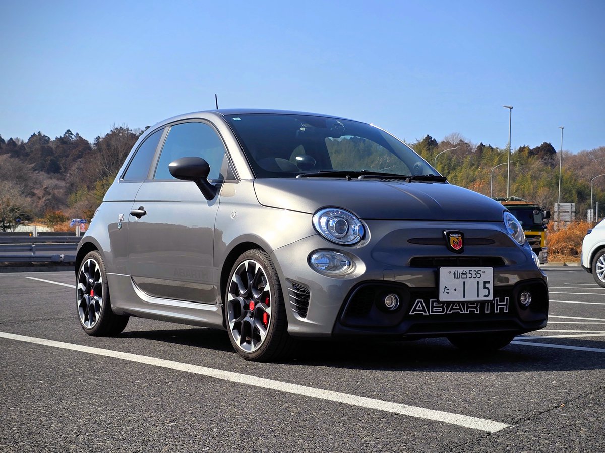 しゅー tweet media