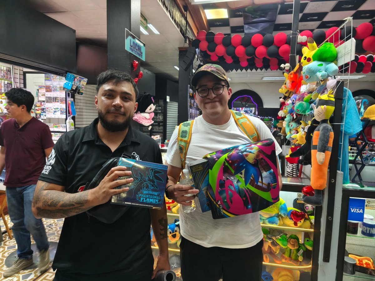 And after a multiple Top 4’s, got a cup once again!

Same 60 I’ve been running for the past couple of tournaments :) 

SO my homies who I travel with and <a href="/lobocoool/">Bidoof Guy (Lobo) ➡️ Querétaro ➡️ Perú</a> for always testing.

Matchups below: