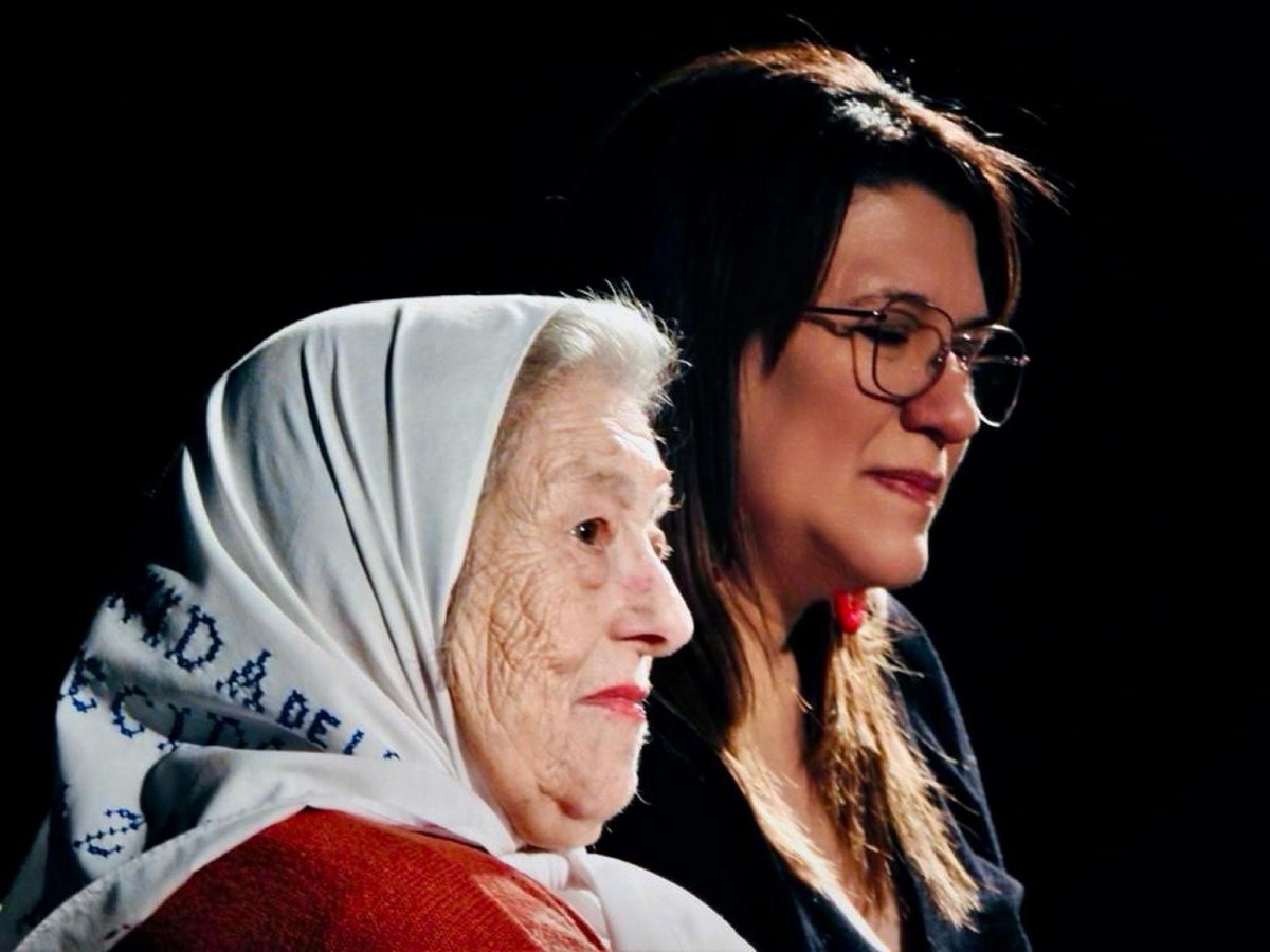 ATENCIÓN  
Desde el 2 de marzo arrancamos con La García en la radio de Las Madres <a href="/somosradioam530/">Somos Radio AM 530</a> 
Estaré conduciendo de lunes a viernes de 12 a 14 hs. junto a un equipo de grandes profesionales.
Estoy feliz y agradecida de poder volver a esa radio tan querida.
¡Todos invitados!