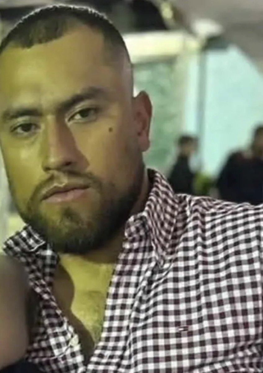 🚨Terror en #Texmelucan  Aparece el cartel que fue abandonado con mensaje dirigido al presidente municipal <a href="/JuanMa_AlonsoR/">Juan Manuel Alonso</a> y a su secretario de seguridad. 
El cadáver abandonado fue identificado con quien en vida se llamará Jorge Salvador, y quien contaba con un boletín de