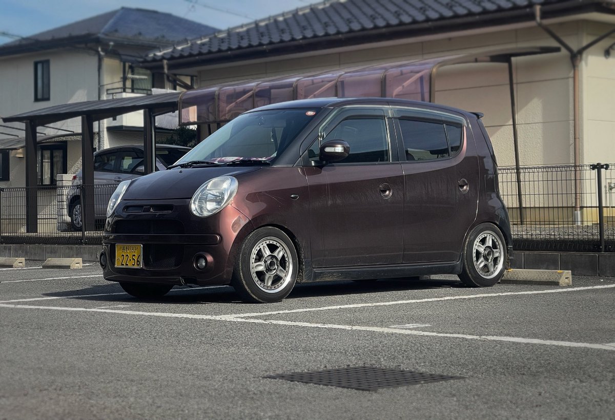 kenty_14R's tweet photo. このナマズみたいな純オプバンパー
もう見慣れたこのキモ可愛い感じ!
#mg22s #mf22s #mrワゴン #純オプ https://t.co/IuRqvG6gfc
