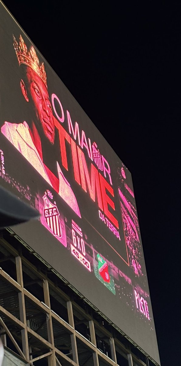 lelasfc's tweet image. uma noite feliz de carnaval em vila belmiro, estavamos precisando pqp 🤍🖤