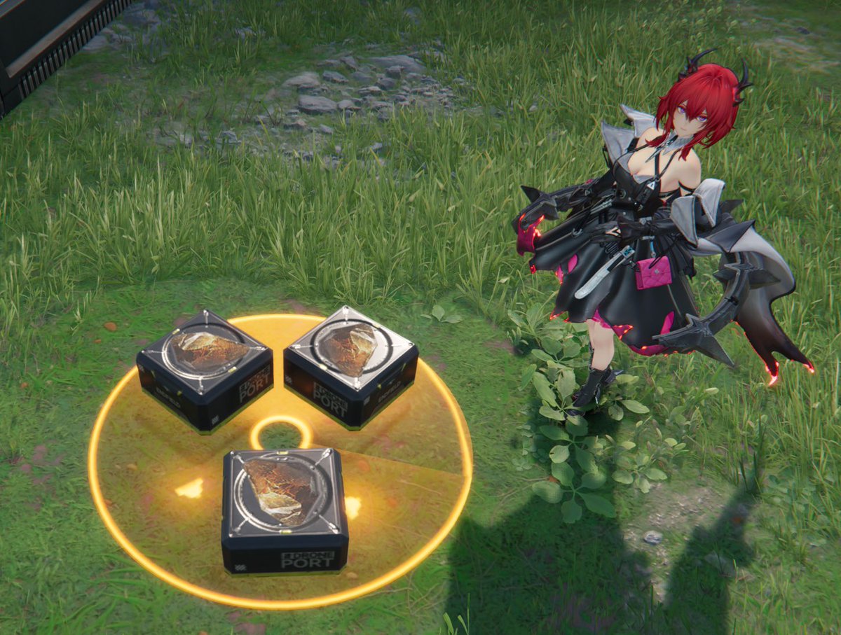 Laevatain looking at me like she’s reconsidering her employment contract with Endfield.