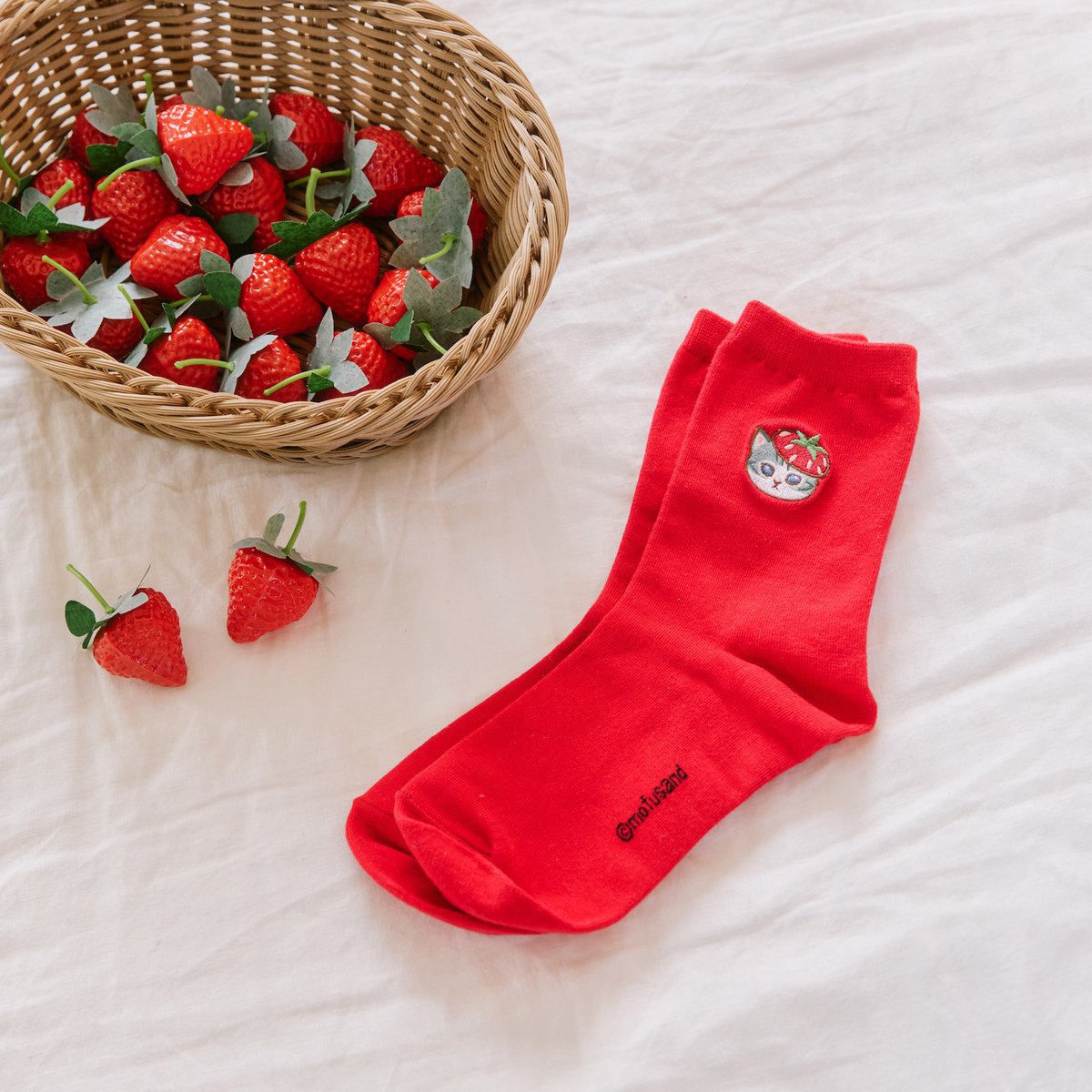 🍓新商品🍓 #mofusand MERCI STRAWBERRY 『ソックス(全3種)』 各 990円
