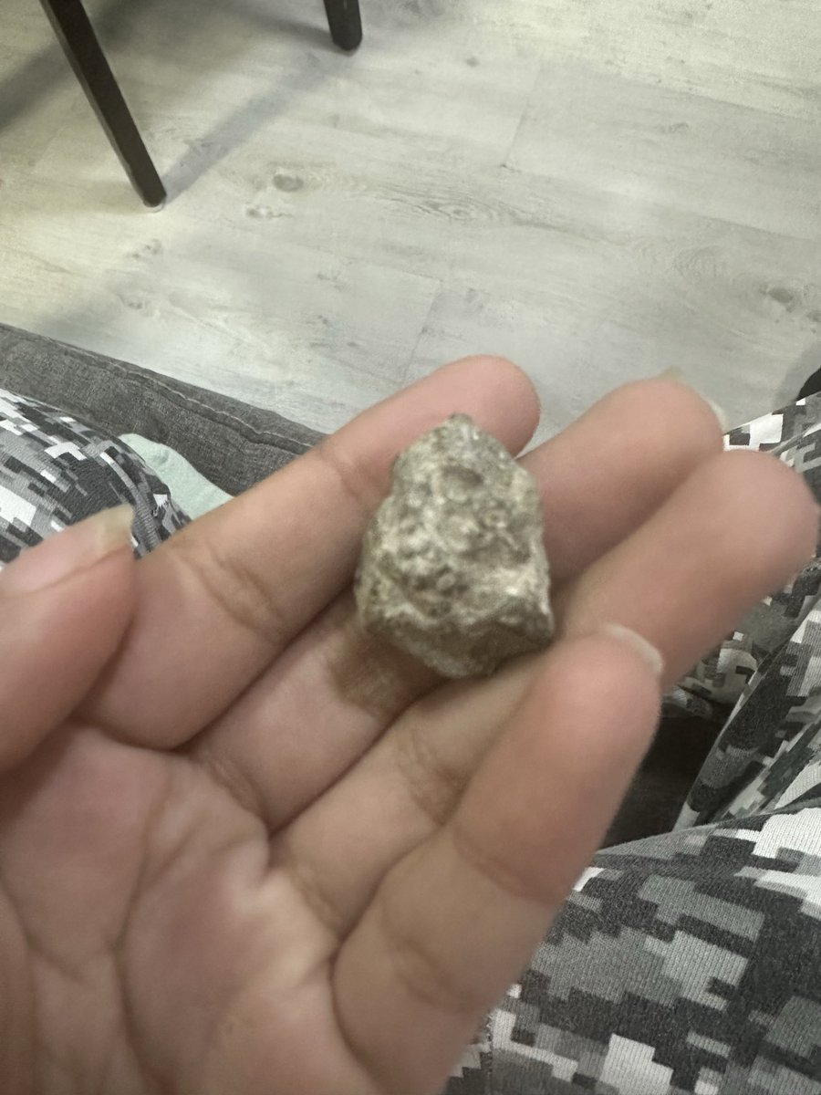 Me regalaron una piedra 😌
