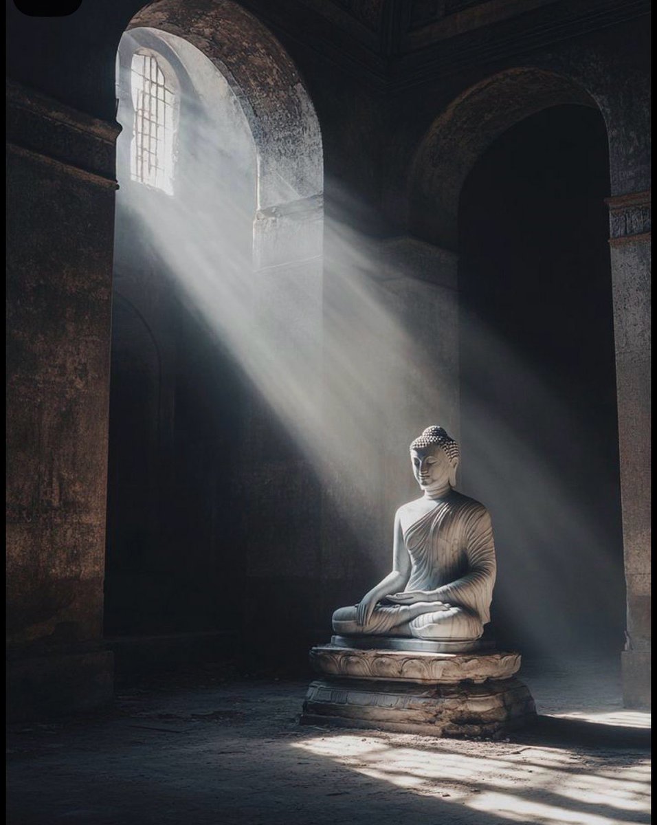 दूसरों को क्षमा करना, खुद को मुक्त करने जैसा है।
-गौतम बुद्ध 
#जयभीम ✨💥✊
#नमोबुद्धाय_जयभीम 💙🙏
Good morning X family ❤️